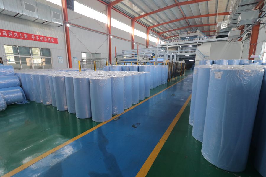 Xinyang Yihe Non-Woven Co., Ltd. производственная линия производителя